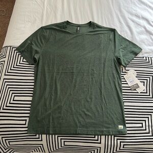 Vuori Men’s Strato Tech Tee Sea Pine Heather Size L